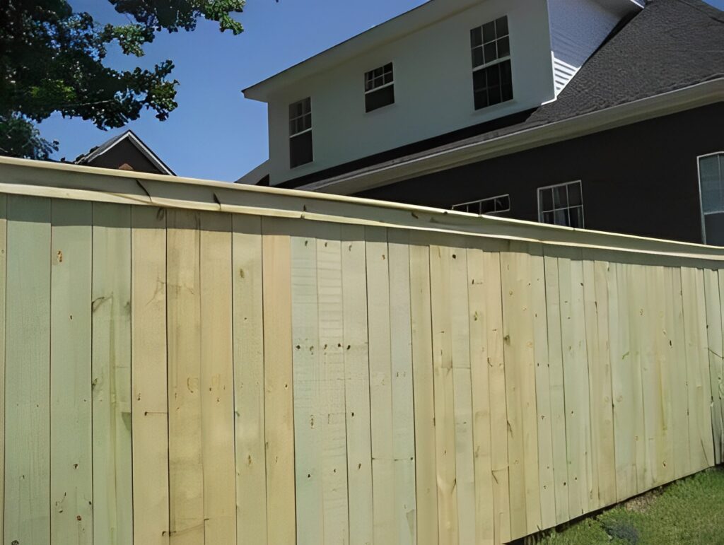 Cap Top Privacy Fence with Hidden Posts