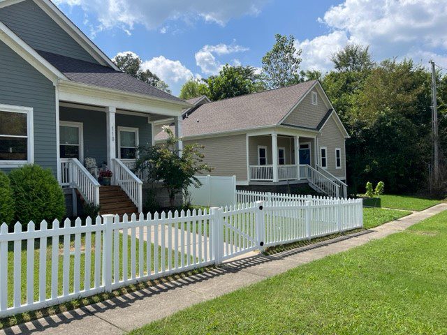 Vinyl Picket Fence